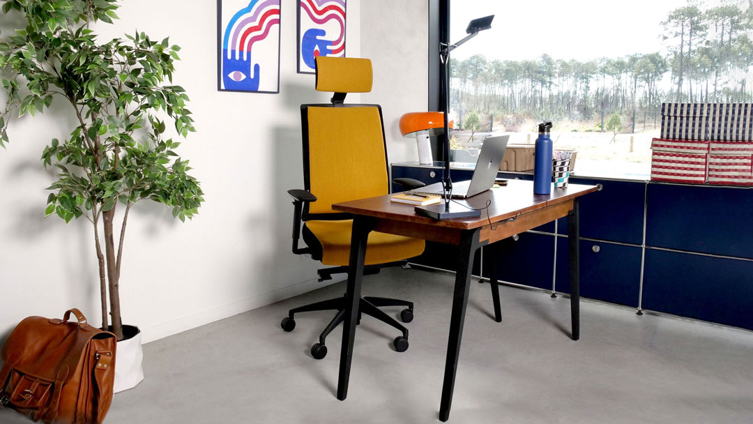 jolie scene de bureau teletravail avec un fauteuil de bureau ergonomique great marcel
